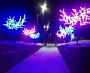 Изготовление и монтаж световых деревьев в парке города Волчанск