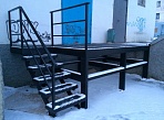 Изготовление металлических конструкций площадки, перил г. Карпинск