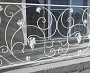 Изготовление и монтаж кованных перил на крылечко. Кованные ограждения в коттедже, художественная ковка для дома.