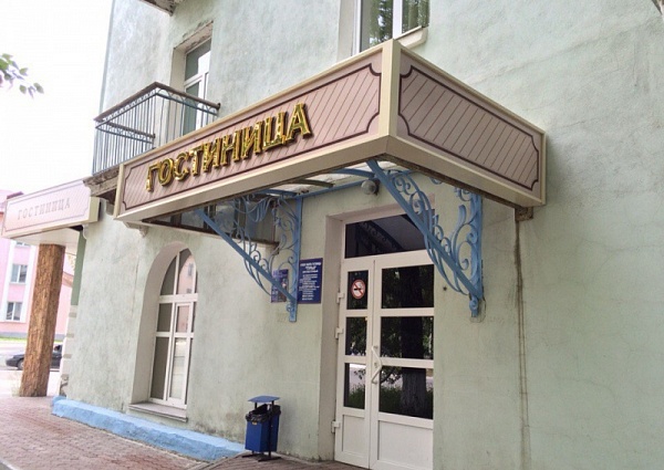 Изготовление и монтаж вывески "Гостиница" г. Краснотурьинск