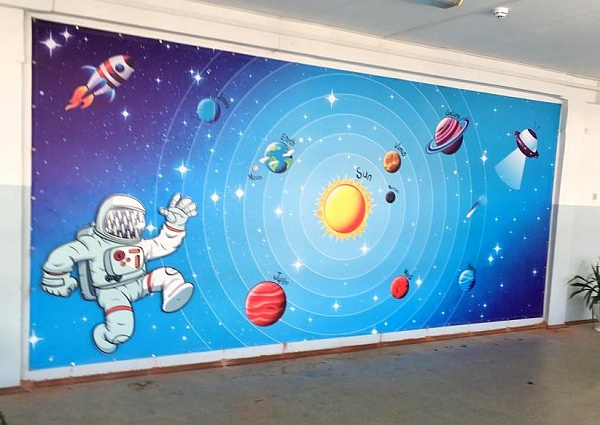 Изготовление и монтаж панно "Космос", в школе №19, Краснотурьинск