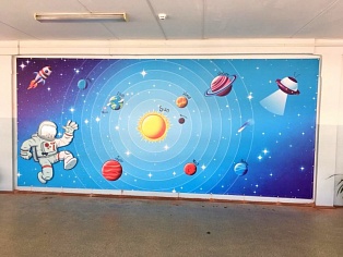Изготовление и монтаж панно "Космос", в школе №19, Краснотурьинск