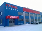 Изготовление и монтаж вывески на вентфасад Гранд мебель г. Краснотурьинск